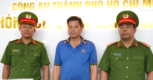 tu vu tu tu bat thuong 200 canh sat pha duong day buon lau hon 24 tan xyanua 1251