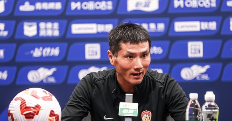 Tuyen Trung Quoc Cong Bo Hlv Truong Moi 2543