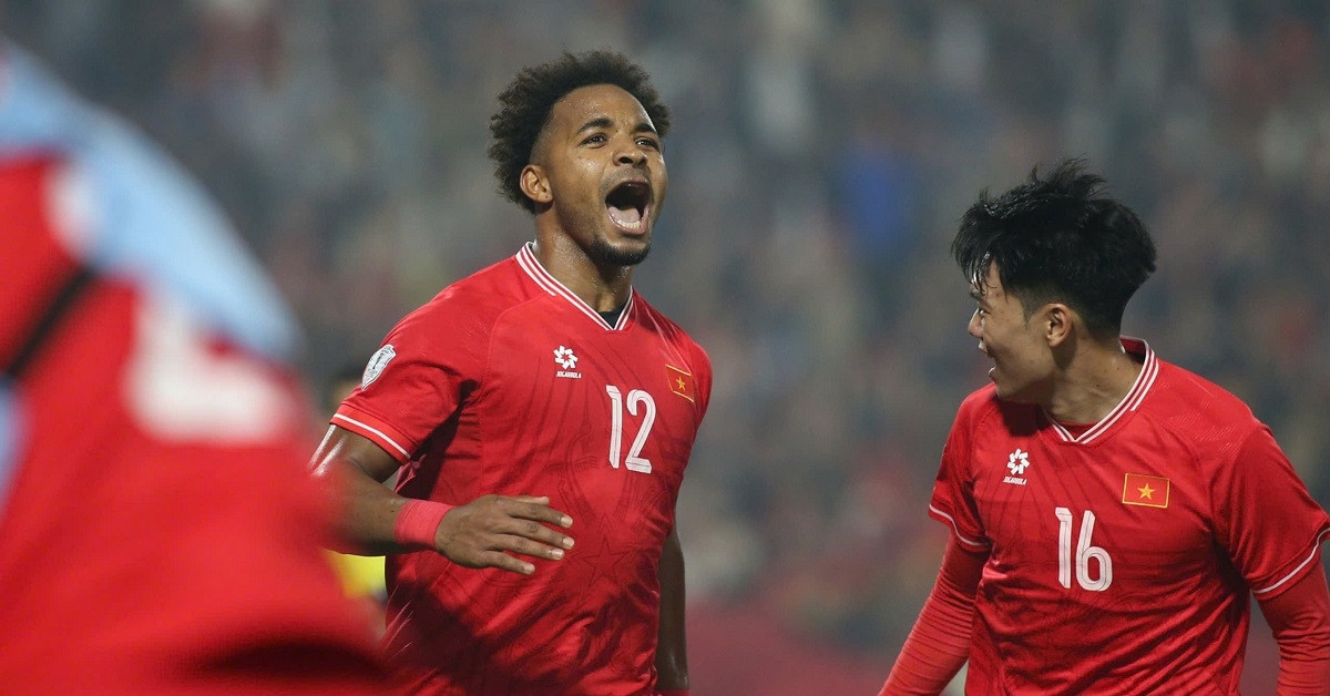 Tuyen Viet Nam Va Phien Ban Hoan Hao Cho Hlv Kim Sang Sik 3186