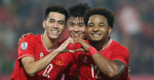 Tuyen Viet Nam Vi Sao Hlv Kim Sang Sik Goi Xuan Son Dau Lao 1650