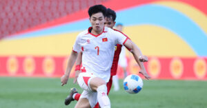 U22 Viet Nam Hlv Kim Sang Sik Tiep Van Son Kho Bong Hoa De 3223