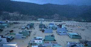 Ung Pho Khan Cap Voi Lu Vuot Dinh Lich Su O Song Ba Song Kon 3336