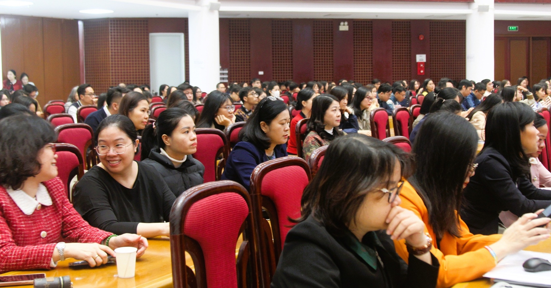 Vien Han Lam Khoa Hoc Xa Hoi Viet Nam Tuyen 178 Vien Chuc Nhan Duoc 666 Ho So 1089