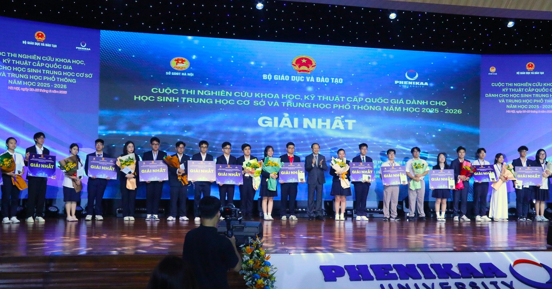 vien hoa hoc san sang phoi hop lam ro giai nhat nghien cuu khoa hoc bi to 826