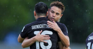 Vien Ngoc Cu Chelsea Ruc Sang Thai Lan Vui Dap Sri Lanka 2994