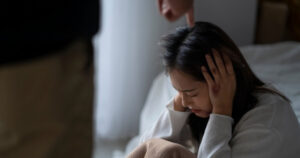 Vo Sot 39 Do Va Loi Noi Cay Nghiet Cua Chong Khien Co Lap Tuc Muon Ly Hon 2Ef8C050C2264E6897A97E102B