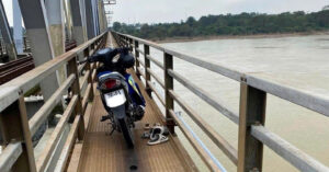 Vu Bo Om 2 Con Nhay Xuong Song Nguoi Cha Tung Co Y Dinh Tu Tu Nhung Bat Thanh 2868