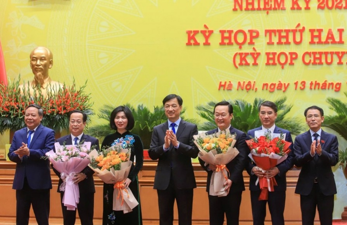 Z7220129585918 E0D550Cf645Efef5Bf45Bb63Fbe3Aa9120251113174535